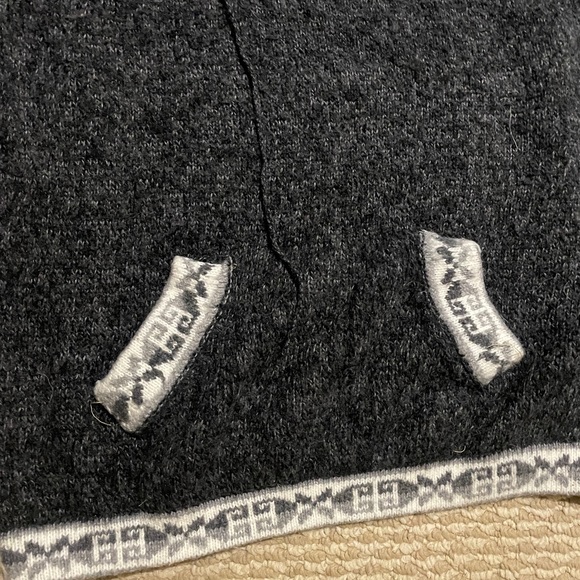 Alpaca Gray Patterned Sweater - Ladies Large - Picture 4 of 8